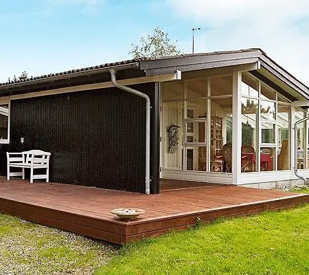 Three-bedroom Holiday In 50 * Ebeltoft